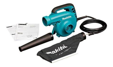 Detailný pohľad na dúchadlo Makita UB1103 v akcii