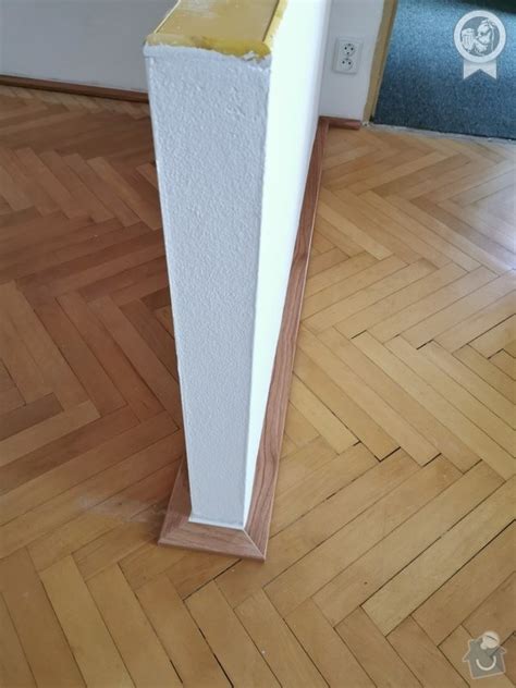 Použitie sponkovačky pri montáži drevených líšt