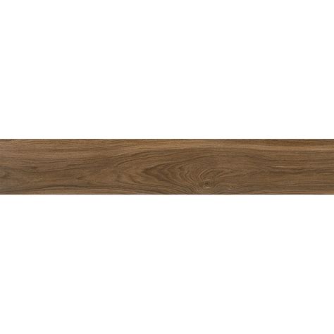 Detail dlažby imitácie dubového dreva s matným povrchom
