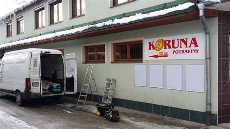 Ilustrácia rôznych reklamných tabúľ z PVC