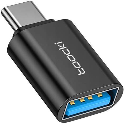 USB OTG adaptér s pripojenými perifériami