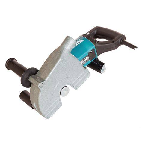 Drážkovacia fréza Makita SG1251J v akcii
