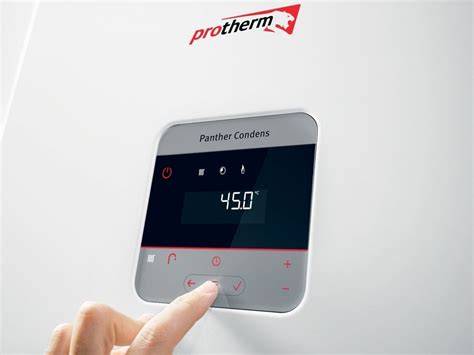 Detail ovládacieho panelu Protherm Panther Condens
