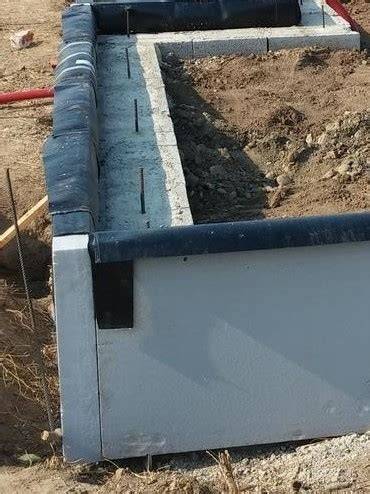 Príprava debnenia pred betonážou