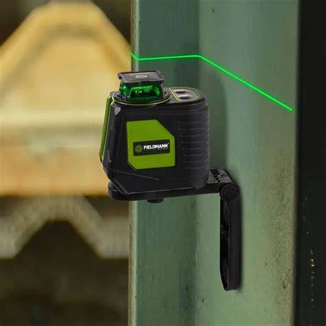 Rôzne možnosti napájania krížového lasera (batérie, akumulátor)
