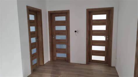 Elegantné interiérové dvere a podlahy