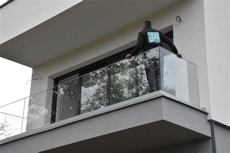 Starostlivosť a čistenie skleneného zábradlia