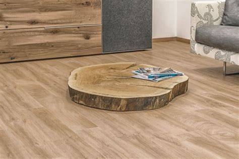 Sortiment podláh Quick-Step: laminátové, vinylové a drevené podlahy