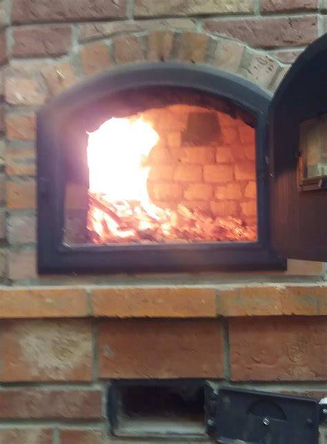 Zarovnanie stien pece s montážnou sieťovinou