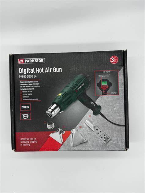 Detail LCD displeja teplovzdušnej pištole Parkside PHLGD 2000 D5