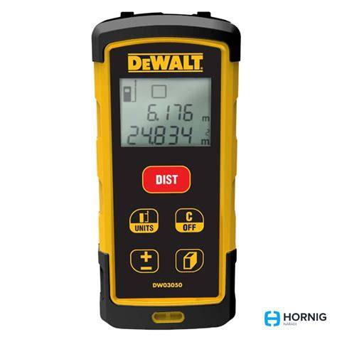 Laserový diaľkomer DEWALT DW03050 v akcii