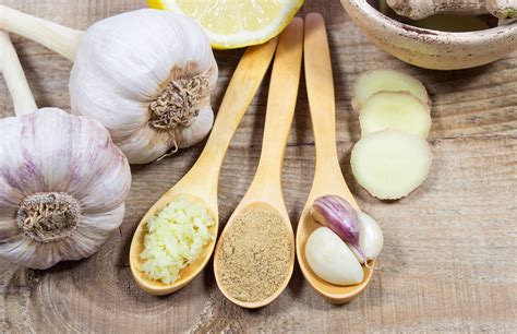 Čerstvý cesnak a citrón ako prírodné antibiotiká