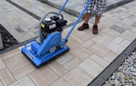 Proces správneho škárovania dlažby