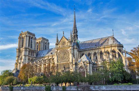 Vizualizácia obnovenej strechy Notre Dame