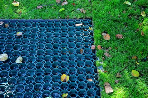 Ilustračná fotografia plastovej zatrávňovacej dlažby
