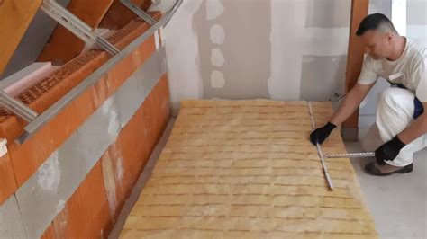 Inštalácia izolácie pod krokvami