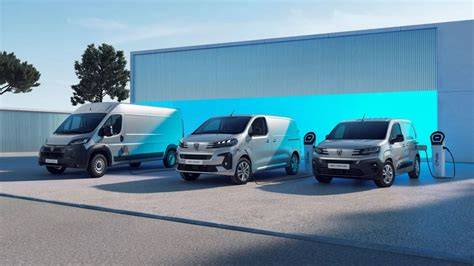 Interiér dodávky Peugeot Boxer s vnútorným obkladom