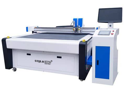 Automatický CNC rezací systém pre textil
