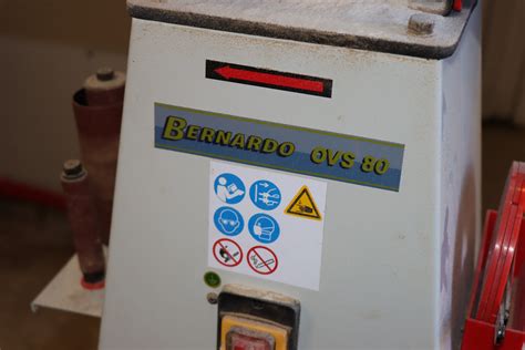 Detailný pohľad na oscilačnú vretenovú brúsku Bernardo OVS 80