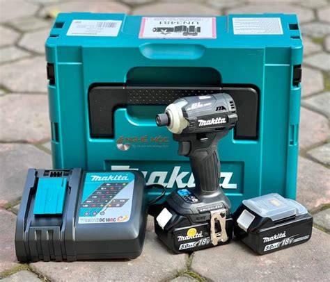 Obsah balenia Makita DTD171RTJ