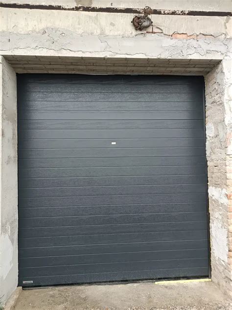 Porovnanie izolačných materiálov pre garážové brány