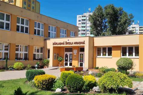 Základná škola J. Švermu 6 v Michalovciach po komplexnej obnove