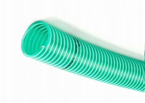 Úžitkový nôž a PVC hadica
