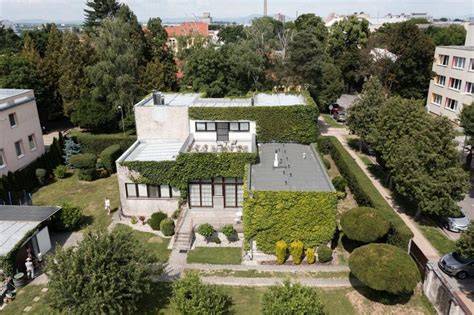 Vila doktora Mokrého - pôdorys a bočná fasáda