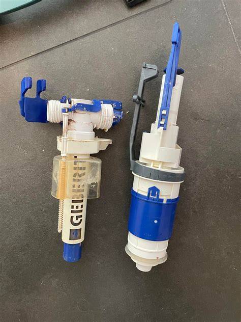 Postup opravy splachovacieho mechanizmu Geberit