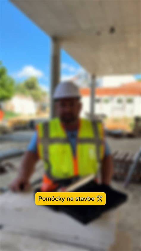 Práce na stavenisku s betónom