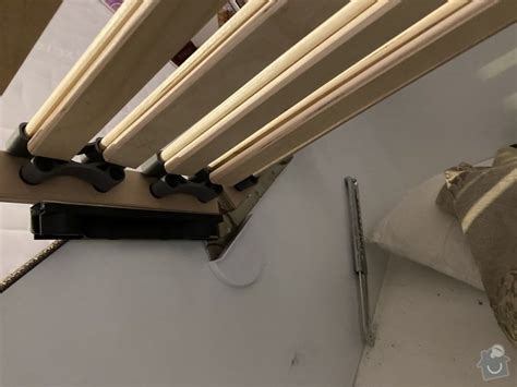 Schéma fungovania pružinového výklopného mechanizmu postele