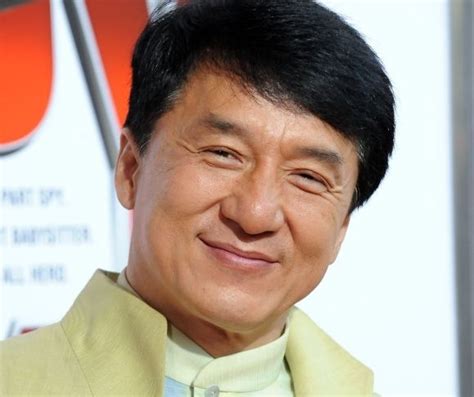 Jackie Chan preberajúci čestného Oscara