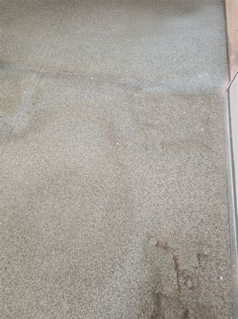 Renovácia a prelakovanie elastickej podlahy