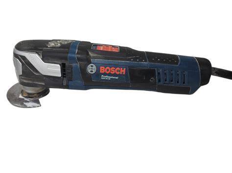 Detail motora a robustnej konštrukcie oscilačnej píly Bosch GOP 55-36