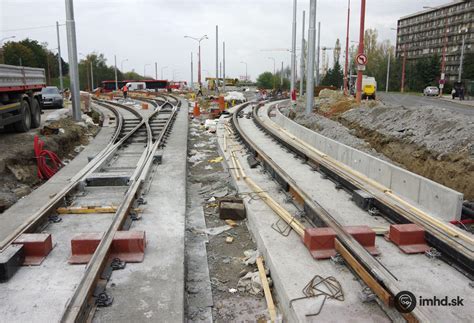 Schéma: Moderná konštrukcia električkovej trate s protihlukovou ochranou