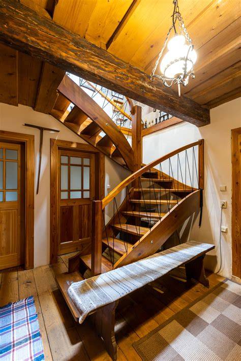 Schodisko pred a po renovácii
