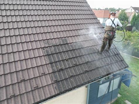 čistenie strechy vysokotlakovým čističom