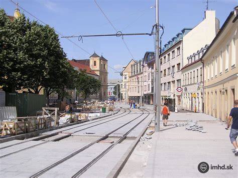 Dokončovacie práce na opornom múre