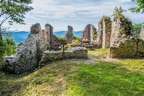 Mapa náučného chodníka Muránsky hrad