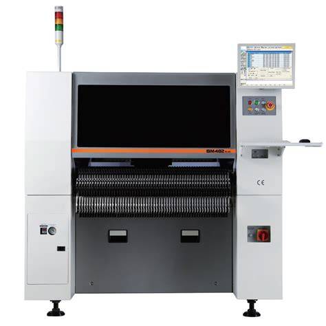 Automatické umiestňovanie SMD komponentov strojom Pick-and-Place