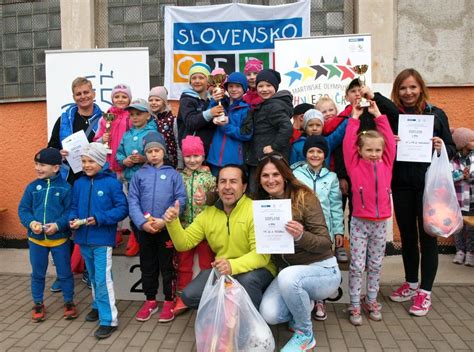Ilustrácia cashless systému na športovom podujatí