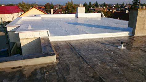 Ploché strechy s PVC fóliou