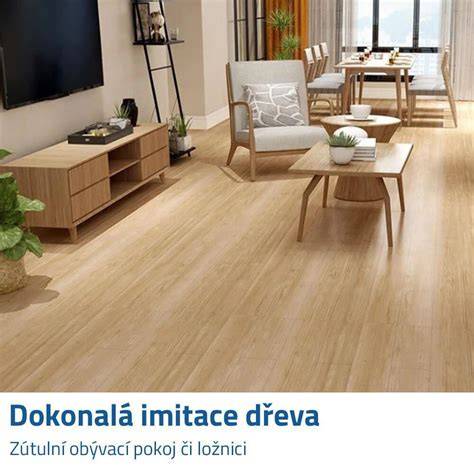 PVC podlaha imitujúca drevo v kúpeľni