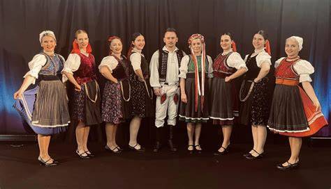 Moderné a tradičné štýly krbových obkladov