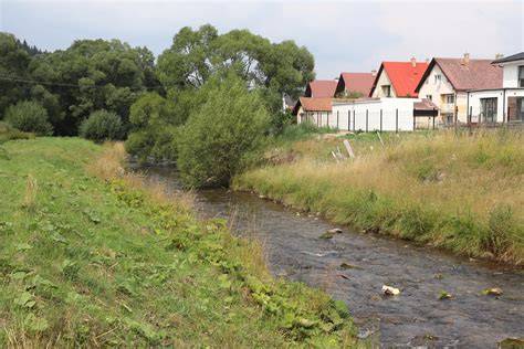 Oblasť Natura 2000 Biely Váh a železničná trať
