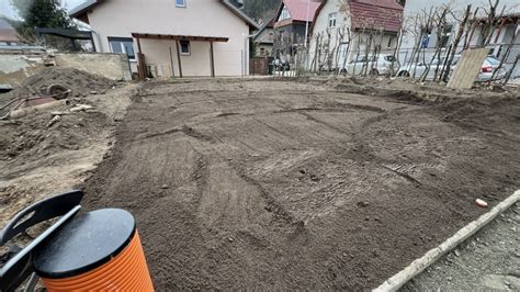 Ukážka správnej úpravy terénu s drenážou