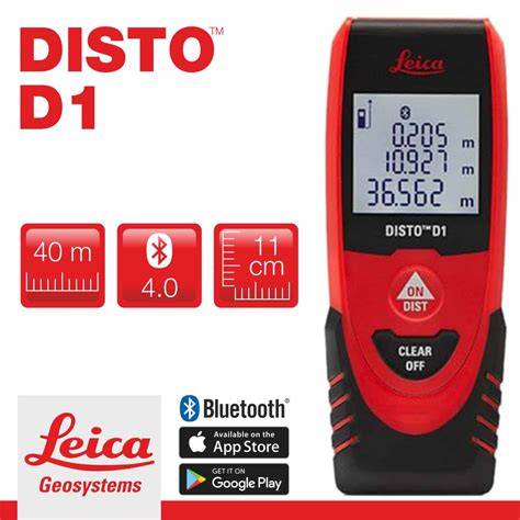 Leica DISTO D1 v ruke počas merania v interiéri