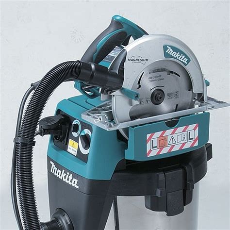 Detailné zobrazenie dodávaného príslušenstva k vysávaču Makita VC 3210 LX1