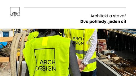 Architekt plánujúci stavbu