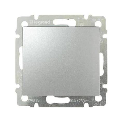 Legrand Valena krížový prepínač v striebornej metalíze